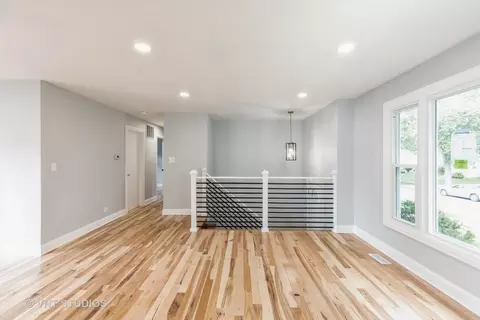 5657 Dover Rd, Oak Forest, IL 60452 photo 5