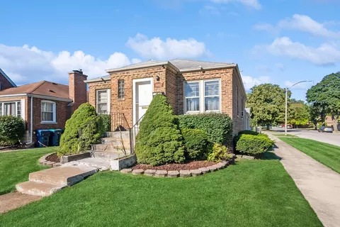 9602 S Richmond Ave, Evergreen Park, IL 60805