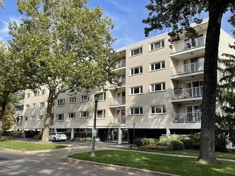 1535 Forest Ave #503, River Forest, IL 60305