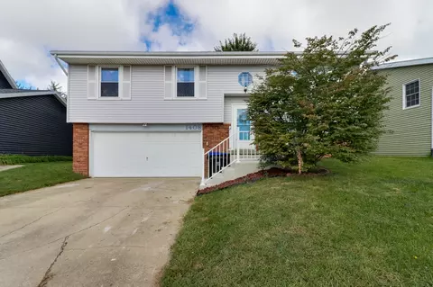 1408 N Hershey Rd, Bloomington, IL 61704