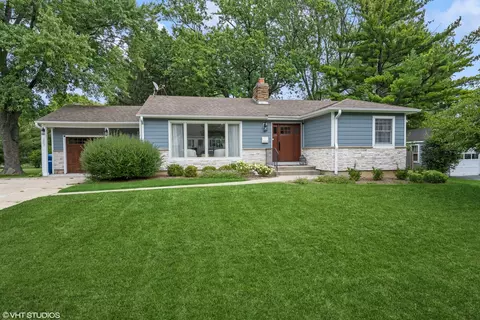 207 Nebraska St, Geneva, IL 60134