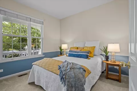 1827 Steffen Dr, Hoffman Estates, IL 60192 photo 19
