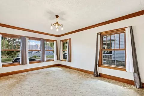 891 S 4th Ave, Kankakee, IL 60901 photo 7