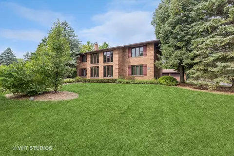 6606 Chickaloon Dr, Mchenry, IL 60050