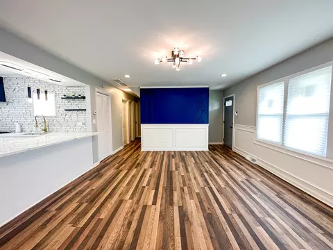 800 E 152nd St, Phoenix, IL 60426 photo 7