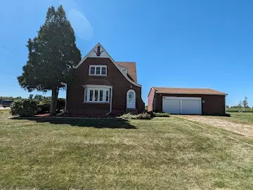 21019 Davis Dr, Malta, IL 60150