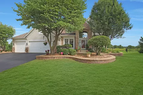 5 Dogwood Ct, Bolingbrook, IL 60490
