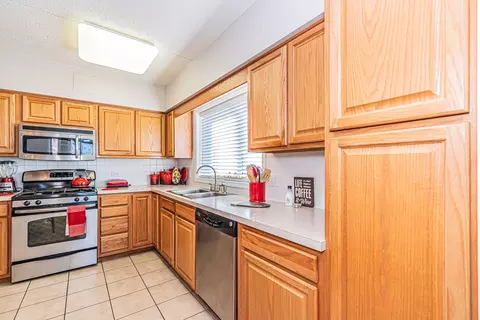 770 Pearson St #2-703, Des Plaines, IL 60016 photo 31