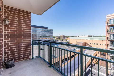770 Pearson St #2-703, Des Plaines, IL 60016 photo 33