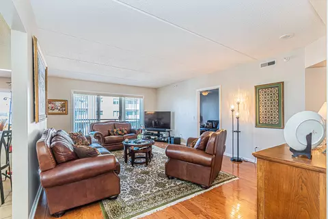 770 Pearson St #2-703, Des Plaines, IL 60016 photo 15