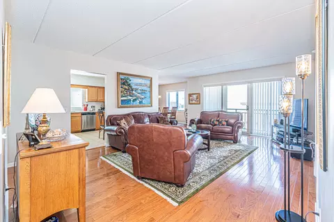 770 Pearson St #2-703, Des Plaines, IL 60016 photo 4
