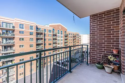 770 Pearson St #2-703, Des Plaines, IL 60016 photo 19