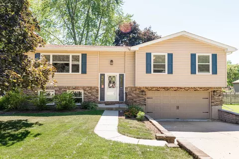 1609 Jeanette Ave, Saint Charles, IL 60174