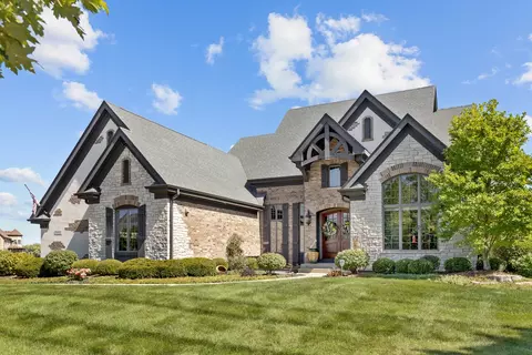 5 N005 Prairie Lakes Blvd, Saint Charles, IL 60175