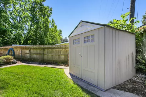 619 Breen Dr, Champaign, IL 61820 photo 20