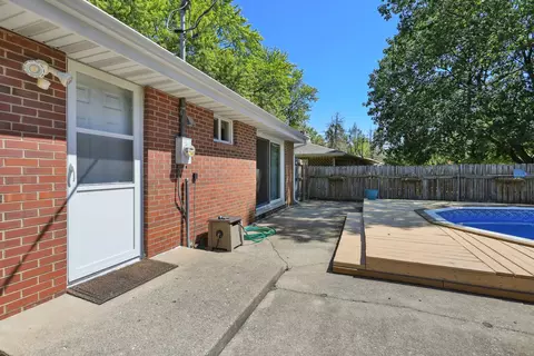 619 Breen Dr, Champaign, IL 61820 photo 21