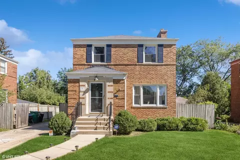 9964 Drury Ln, Westchester, IL 60154