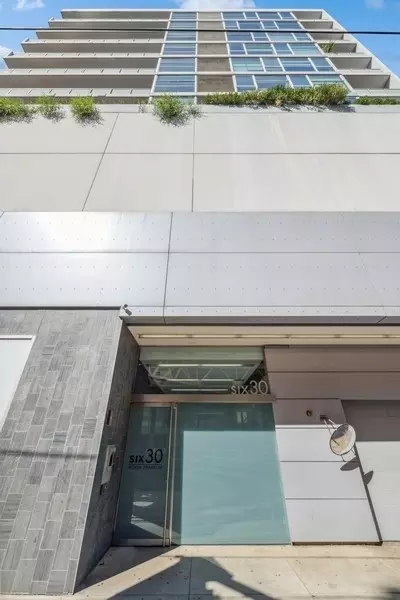 630 N Franklin St #815, Chicago, IL 60654