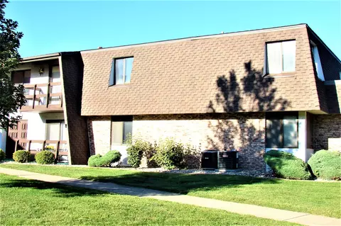 1080 S Nelson Ave #3, Kankakee, IL 60901