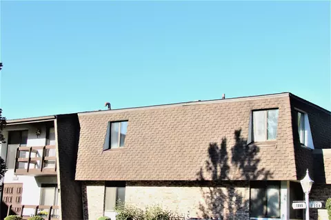 1080 S Nelson Ave #3, Kankakee, IL 60901 photo 2