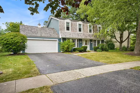 17 Southgate Crse, Saint Charles, IL 60174