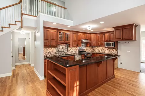 3916 Wren Ct, Rolling Meadows, IL 60008 photo 8