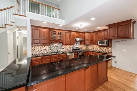 3916 Wren Ct, Rolling Meadows, IL 60008 photo 9