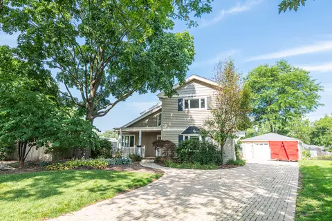 3916 Wren Ct, Rolling Meadows, IL 60008 photo 2