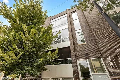 2724 W Armitage Ave #2E, Chicago, IL 60647