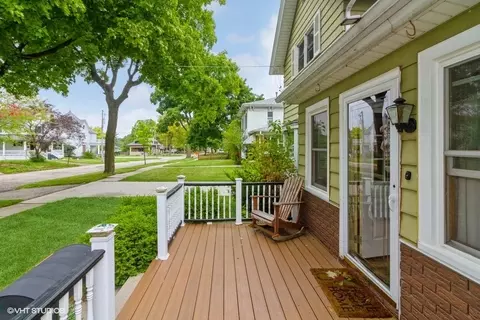 403 Lincoln St, Harvard, IL 60033 photo 3