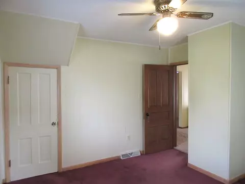 Bedroom - 410 Dixie Hwy, Beecher, IL 60401 photo 2 of 5