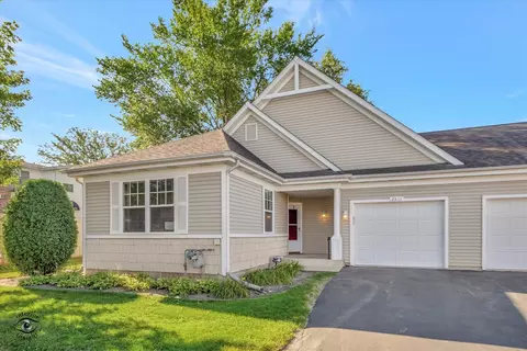 2511 Revier Park Ct #2511, Crest Hill, IL 60403