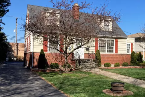 16148 Prairie Ave, South Holland, IL 60473