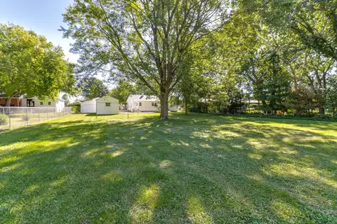 1009 Bakewell Ave, Normal, IL 61761 photo 32