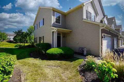3946 Pratt St, Plano, IL 60545 photo 2