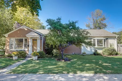 317 S Vail Ave, Arlington Heights, IL 60005