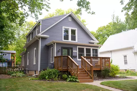 803 S Prairie St, Champaign, IL 61820