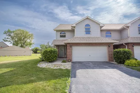 2210 Jasmine Dr, Crest Hill, IL 60403