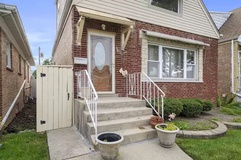 1111 Bohland Ave, Bellwood, IL 60104