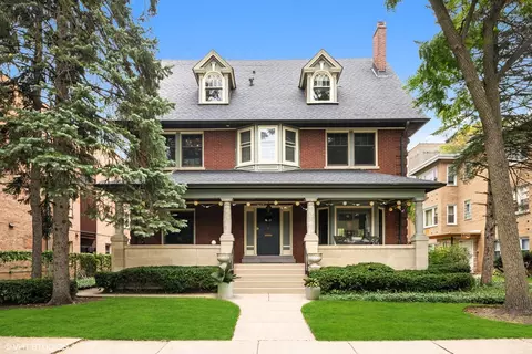 1532 W Chase Ave, Chicago, IL 60626