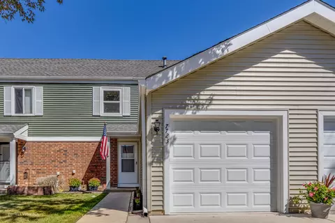 7723 Bolton Way, Hanover Park, IL 60133