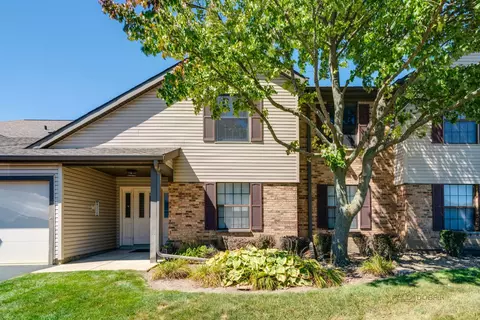 1376 Stratford Dr #12-B-1, Gurnee, IL 60031