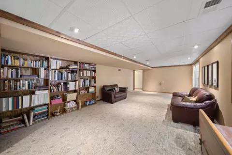683 Sioux Dr, Freeport, IL 61032 photo 32