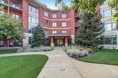 855 E 22nd St #419, Lombard, IL 60148