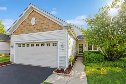 13016 Oak Grove Dr, Huntley, IL 60142