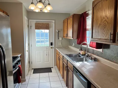 1306 Ogelthorpe Ave, Normal, IL 61761 photo 8