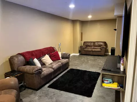 1306 Ogelthorpe Ave, Normal, IL 61761 photo 17