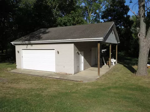 1015 Union St, Morris, IL 60450 photo 6