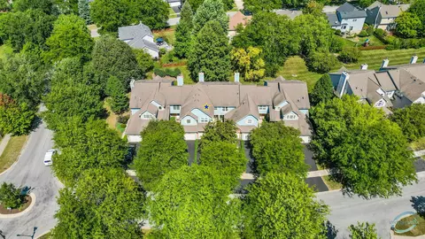 1305 Rhodes Ln, Naperville, IL 60540