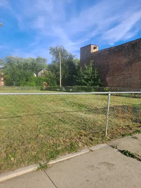 5703 S Halsted St, Chicago, IL 60621